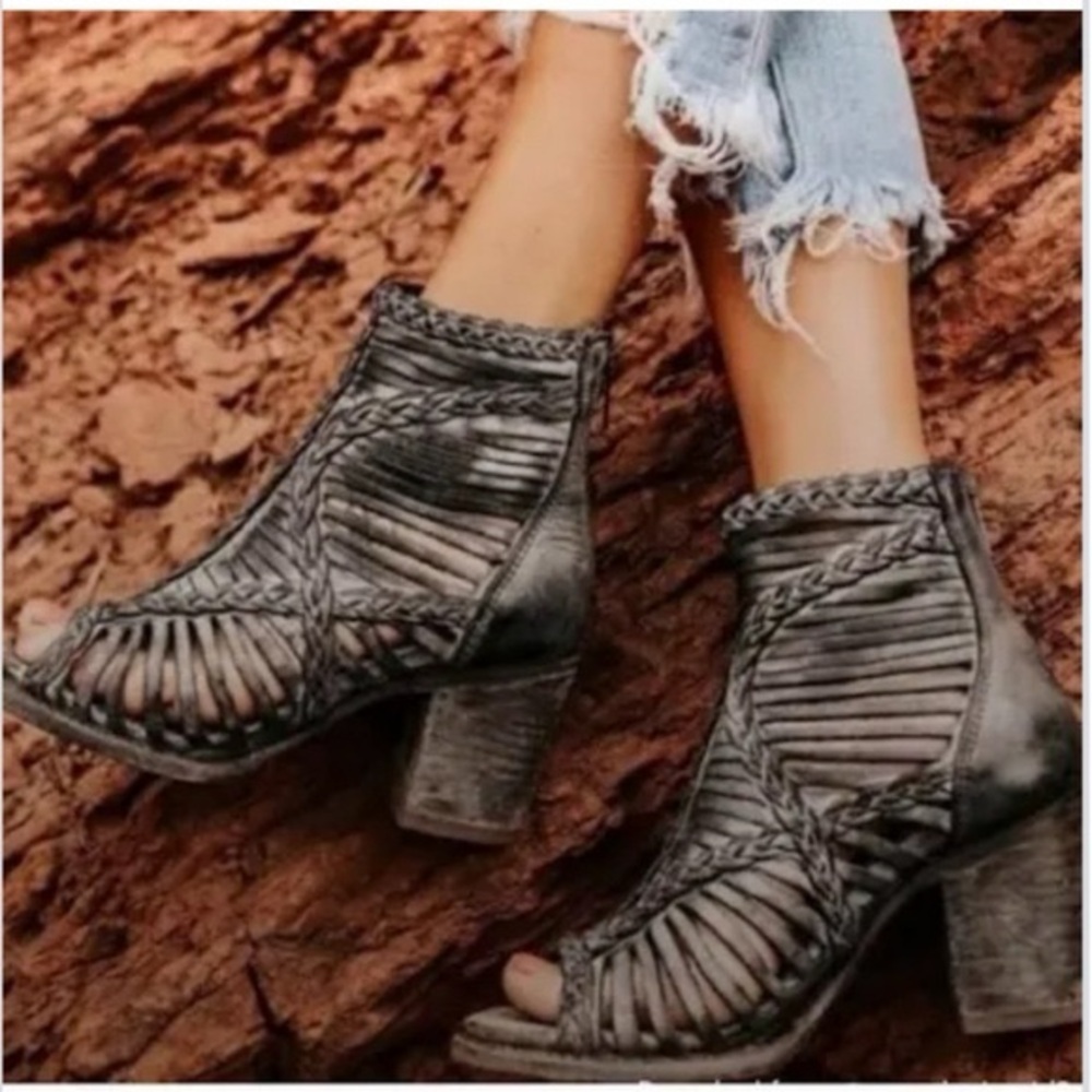 Freebird Bela Braided Gray Women's Ankle Boots - Picture 1 of 14